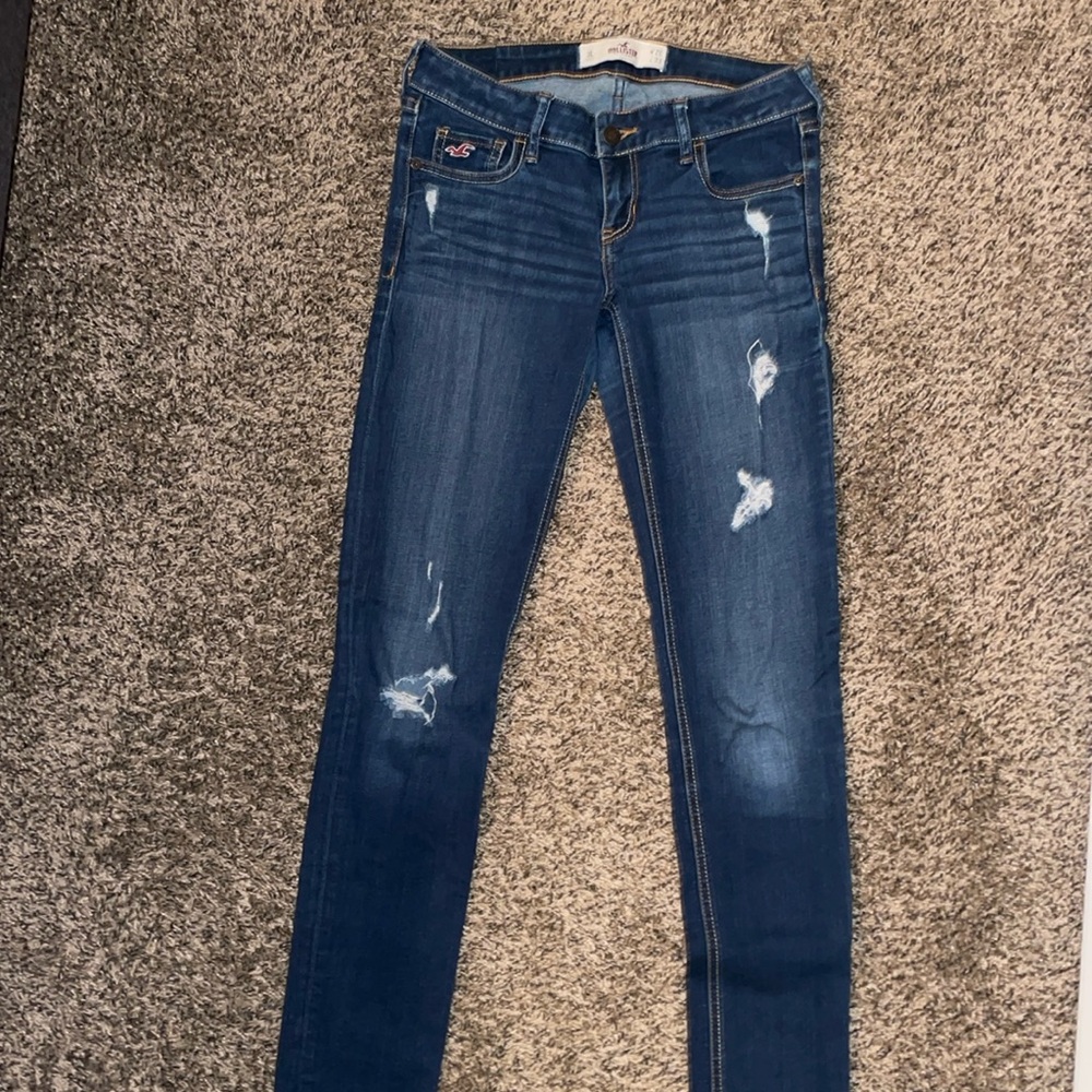 Hollister skinny jeans. Size 3L low rise